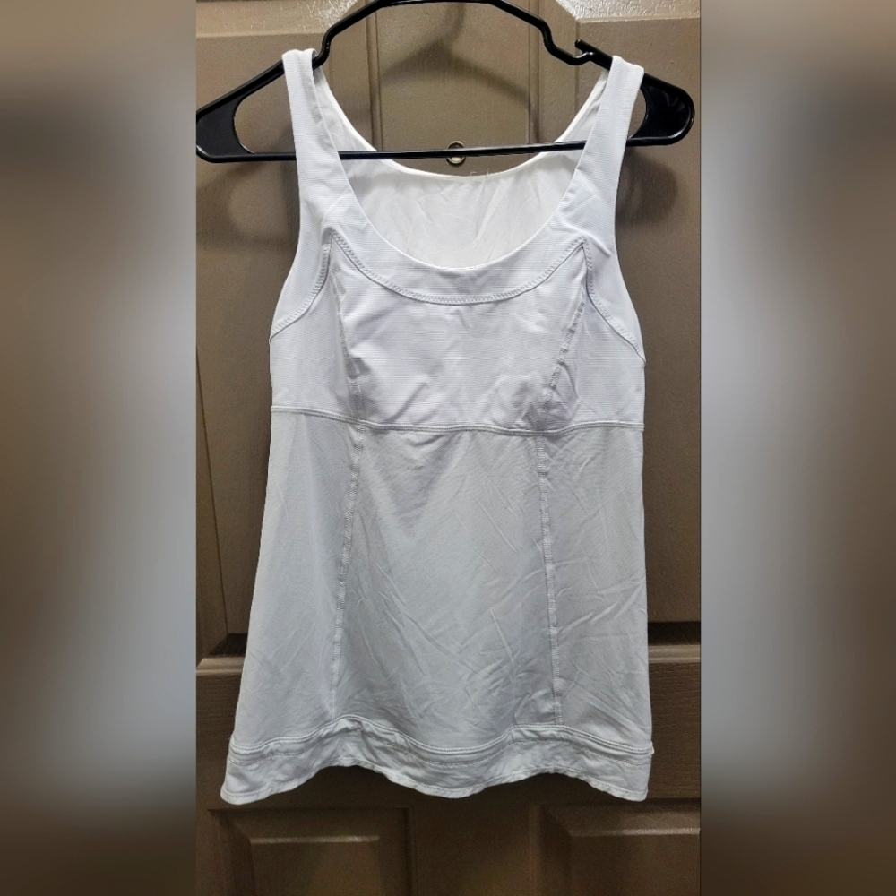Lululemon Athletica Tops Lululemon Run Ta Ta Topper silver spoon  Tank size 8 - Picture 5 of 10